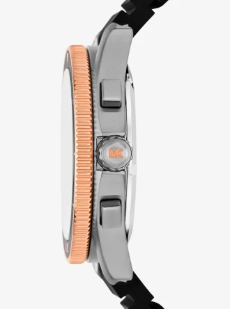 Übergroße maritime Uhr aus Gunmetal und Silikon Übergroße maritime Uhr aus Gunmetal und Silikon