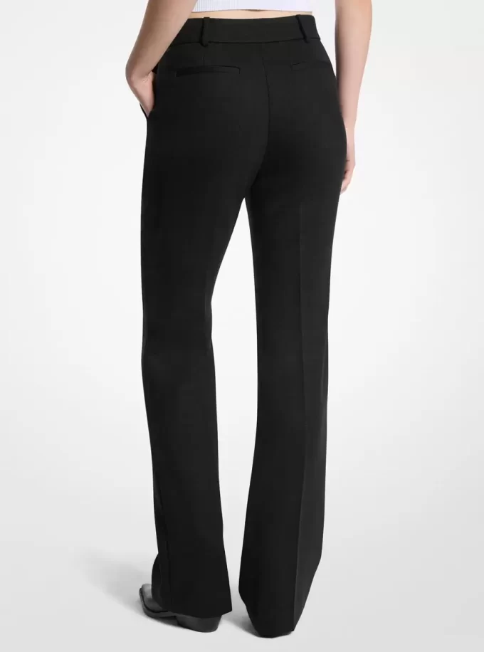 Bootcut-Hose aus Stretch-Wollmischung Bootcut-Hose aus Stretch-Wollmischung