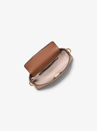 Bryant Small Convertible Pochette aus poliertem Leder