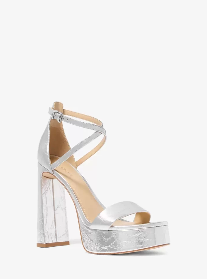 Cami Plateau-Sandalen aus geknacktem Metallic-Leder