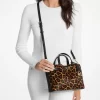 Carson Kleine Handtasche aus Kalbsfell mit Leopardenmuster