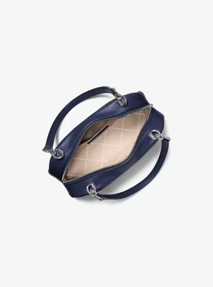 Cecily Small Schultertasche mit charakteristischem Logo Cecily Small Schultertasche mit charakteristischem Logo