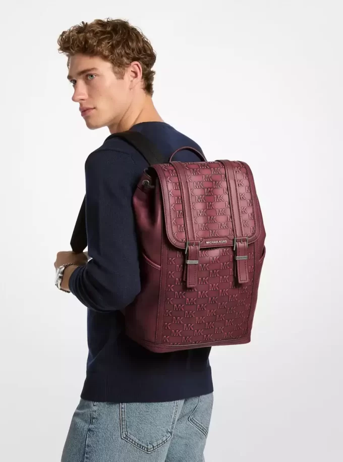 Colby Medium Rucksack aus poliertem Leder mit Logoprägung