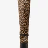 Ella Stiefelette mit Leopardenmuster aus Kalbsfell, weiter Schaft und Blockabsatz