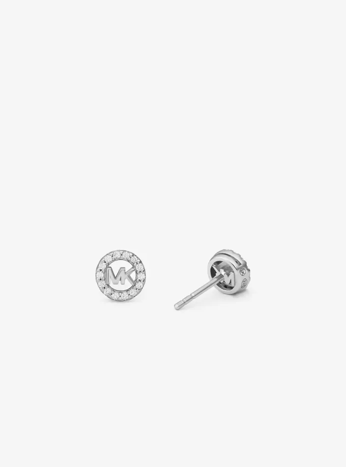 Fulton Ohrstecker mit Logo-Anhänger aus edelmetallplattiertem Sterlingsilber im Pavé-Stil