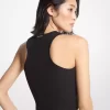 Geripptes, kurzes Tanktop aus recyceltem Viskose-Mix