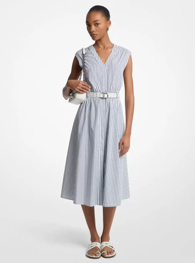 Gestreiftes Midikleid aus Baumwollpopeline mit Gürtel Gestreiftes Midikleid aus Baumwollpopeline mit Gürtel