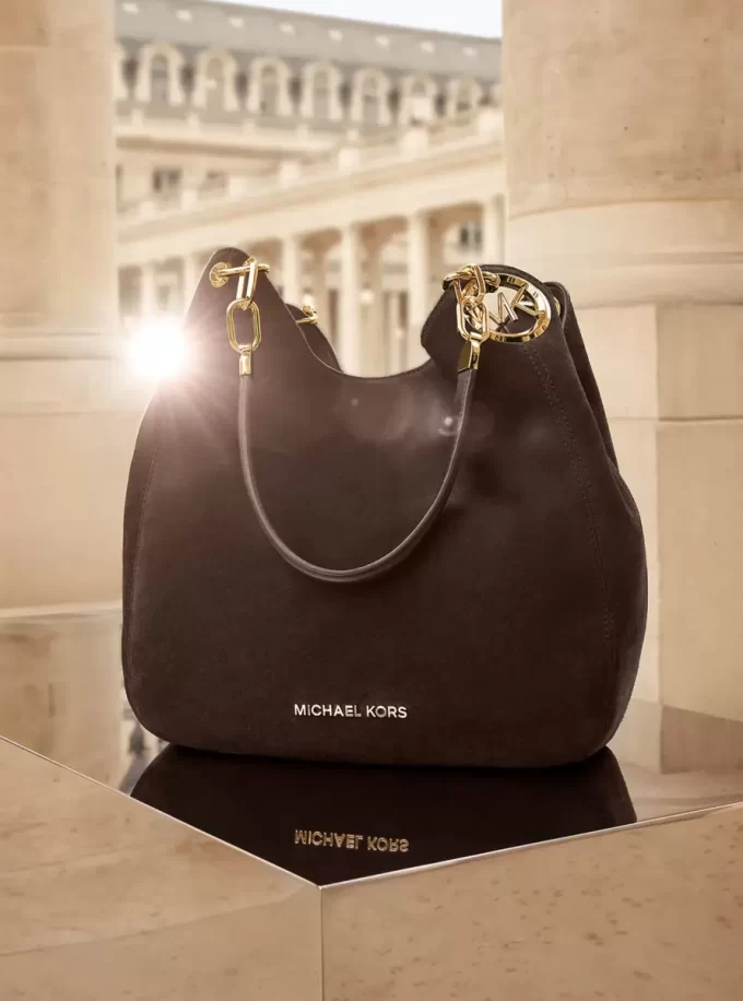 Große Lillie Schultertasche aus genarbtem Leder