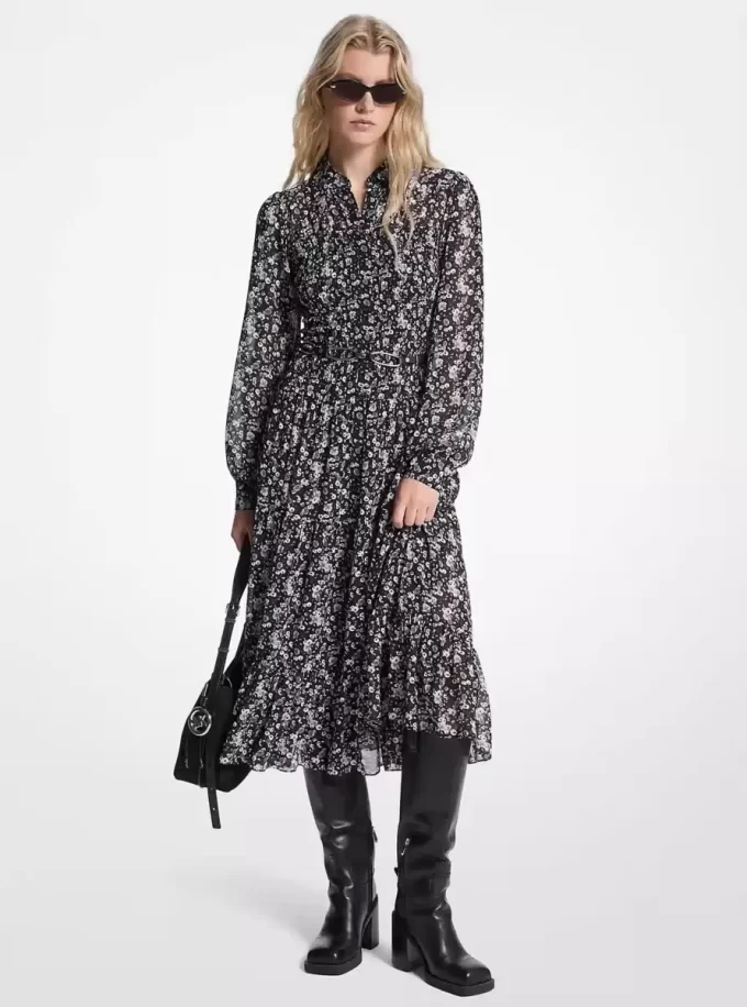 Hemdblusenkleid aus Georgette mit Blumenmuster und Smokdetails