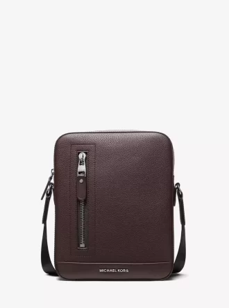 Hudson Flugtasche aus genarbtem Leder