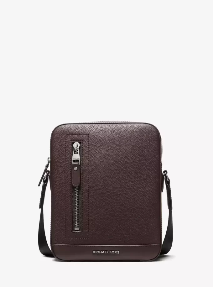 Hudson Flugtasche aus genarbtem Leder