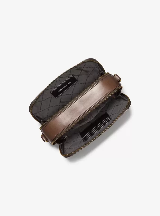 Hudson Logo geprägte, polierte Leder-Umhängetasche Hudson Logo geprägte, polierte Leder-Umhängetasche