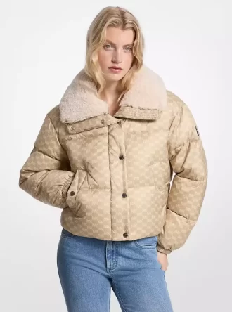 Jacke mit Logoprint und Sherpa-Steppung