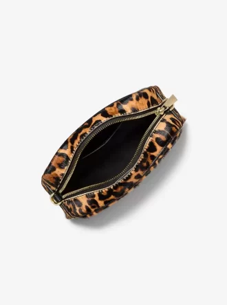 Jet Set Kleine Kamera-Umhängetasche mit Leopardenmuster aus Kalbsfell