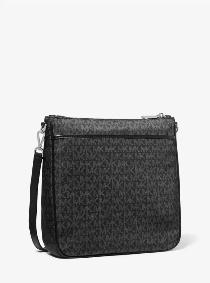 Jet Set Umhängetasche mit großem Logoprint Jet Set Umhängetasche mit großem Logoprint