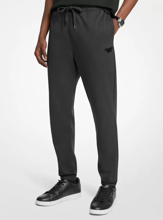 Jogginghose aus Baumwollmischgewebe Jogginghose aus Baumwollmischgewebe