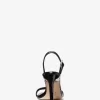Kasia Sandale aus geknacktem Leder Kasia Sandale aus geknacktem Leder