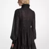 Kleid mit metallischem Clip und Jacquard-Bindekragen