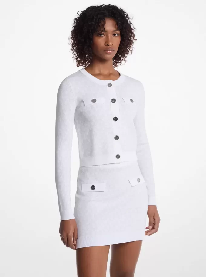 Kurze Jacke mit Logo-Jacquardmuster Kurze Jacke mit Logo-Jacquardmuster