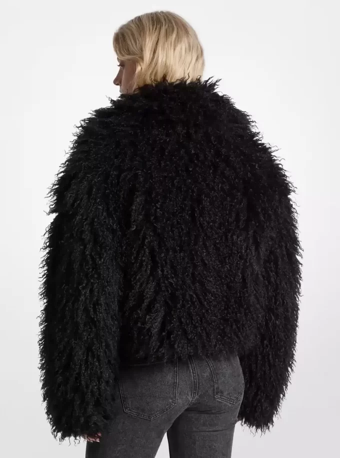 Kurze Kunstpelzjacke