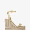Leighton Keilsandalen aus Metallic-Leder Leighton Keilsandalen aus Metallic-Leder