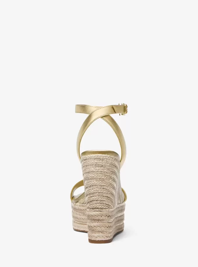 Leighton Keilsandalen aus Metallic-Leder Leighton Keilsandalen aus Metallic-Leder