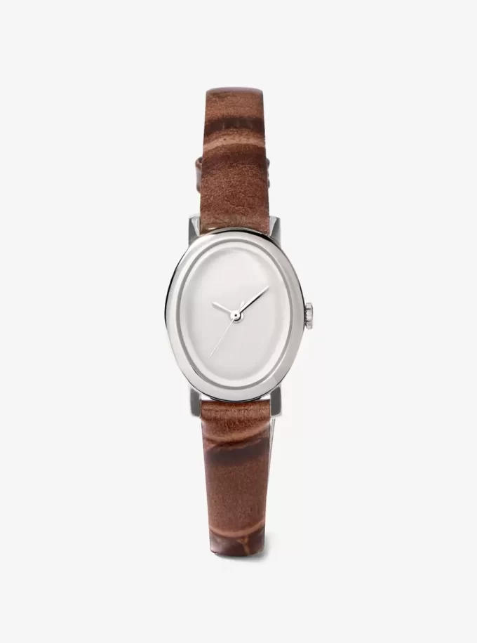Limitierte Petite Maude Uhr in Silberoptik und mit Krokodilprägung Limitierte Petite Maude Uhr in Silberoptik und mit Krokodilprägung