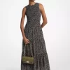 Maxikleid aus Georgette mit Blumenmuster und Smokdetails Maxikleid aus Georgette mit Blumenmuster und Smokdetails