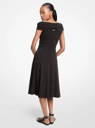 Midikleid aus Stretch-Viskose mit Carmen-Ausschnitt