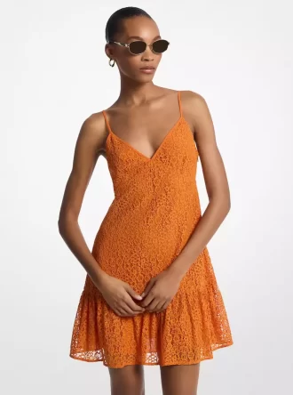Mini-Unterkleid aus Kordel-Blumenspitze