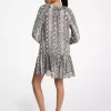 Minikleid aus Georgette mit Schlangenmuster und Rüschen Minikleid aus Georgette mit Schlangenmuster und Rüschen