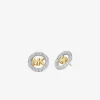 Mittelgroße Ohrstecker mit Logo-Pavé aus edelmetallplattiertem Messing