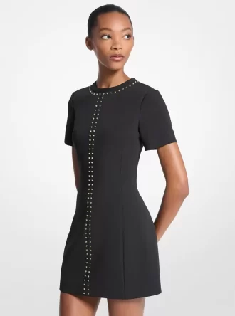 Nietenbesetztes Stretch-Crêpe-Etui-Kleid