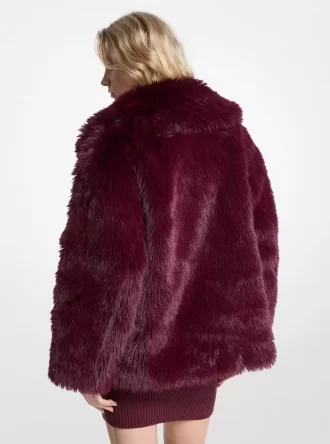 Peacoat aus Kunstpelz