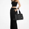 Romee Große Tragetasche aus Leder mit charakteristischem Logo Romee Große Tragetasche aus Leder mit charakteristischem Logo