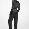 Satin-Jumpsuit mit langen Ärmeln und Gürtel