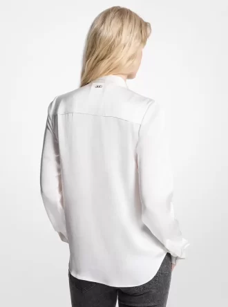 Satinbluse mit Fransen und Bindekragen