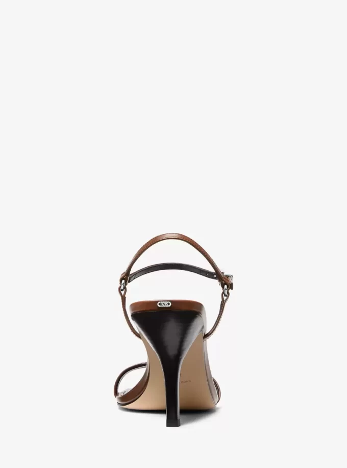 Selina Sandale aus poliertem Leder Selina Sandale aus poliertem Leder