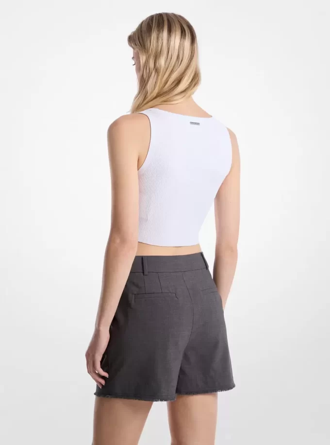 Shorts aus Stretchwolle mit Fransen und Falten Shorts aus Stretchwolle mit Fransen und Falten