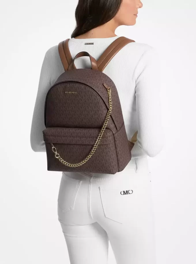 Slater Medium Rucksack mit charakteristischem Logo Slater Medium Rucksack mit charakteristischem Logo