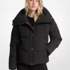 Steppjacke mit charakteristischem Logo