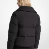 Steppjacke mit charakteristischem Logo
