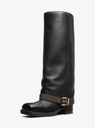 Stiefel aus Colby-Leder mit charakteristischem Logo