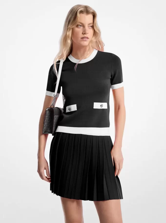 Stretch-Strickpullover mit kurzen Ärmeln Stretch-Strickpullover mit kurzen Ärmeln