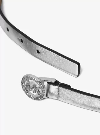 Verzierter Gürtel aus metallischem Leder