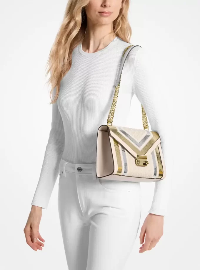Whitney Medium Schultertasche mit charakteristischem Logo und Metallic-Elementen Whitney Medium Schultertasche mit charakteristischem Logo und Metallic-Elementen