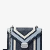 Whitney Medium Schultertasche mit Farbblock-Design und charakteristischem Logo