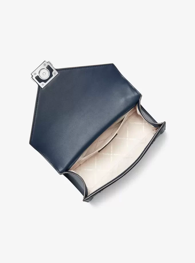 Whitney Medium Schultertasche mit Farbblock-Design und charakteristischem Logo